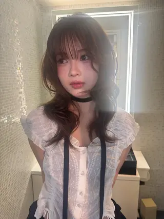 ロング カラー ヘアアレンジ minto/ 似合わせ/ハイトーンのヘアスタイル