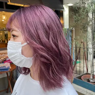 ミディアム カラー 巖本 真希のヘアスタイル