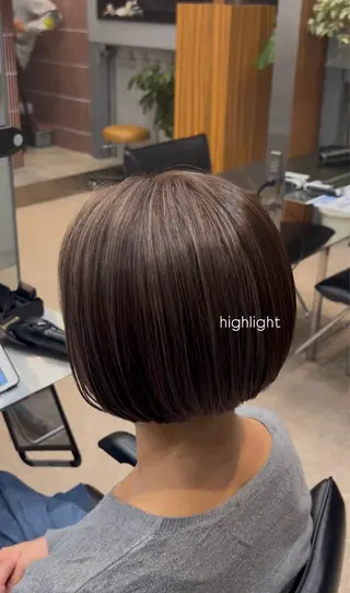 ショート カラー しずく🤍🧸 / fifthパーマのヘアスタイル