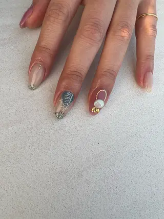 ネイル Ajuga. 太田 さやかのネイルデザイン
