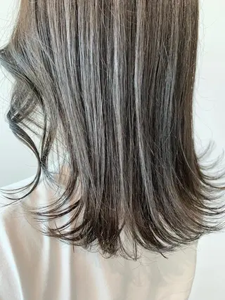 ミディアム カラー 【艶カラー】 STYLE 和泉俊希のヘアスタイル