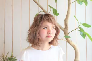 ショート カラー 小濱 秀人のヘアスタイル