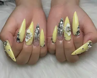 ネイル REBEST🎀 付け放題のネイルデザイン