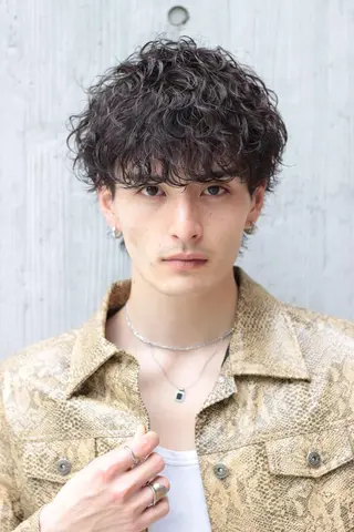 メンズ トレンドメンズパーマ 🔥BLUCK札幌のヘアスタイル