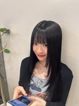 ロング カラー 透明感カラー/レイ ヤーカット/KaHoのヘアスタイル