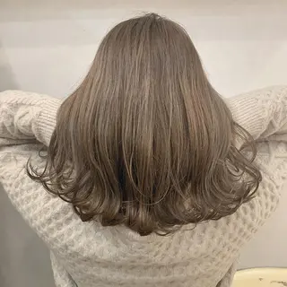 ミディアム 淡色ふんわりhair 新宿satomiのヘアスタイル
