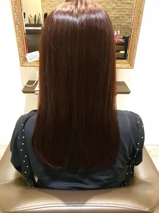 ロング カラー 伊藤 康乃のヘアスタイル