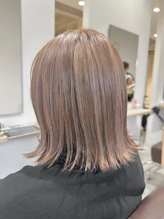 セミロング カラー Design Color🐰アユミのヘアスタイル