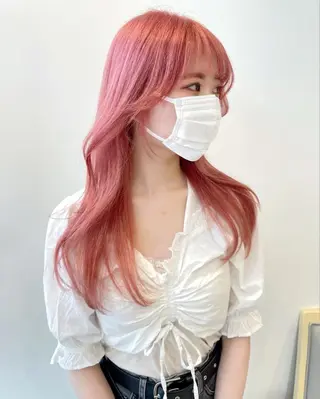 ロング カラー 韓国レイヤーカット/ ダブルカラーのヘアスタイル