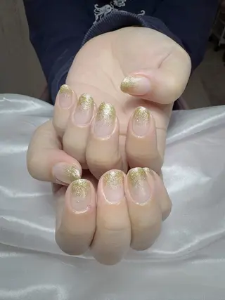 ネイル ビューティーサロン フラワーズ所属・ビューティーサロン フラワーズ ヒのネイルデザイン