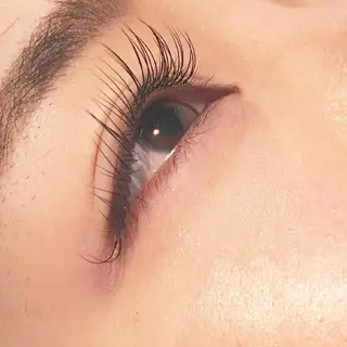 マツエク・マツパ 近藤 美春のネイルデザイン