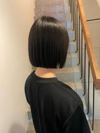 ミディアム 川口 瑞穂のヘアスタイル