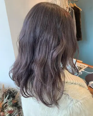 ミディアム カラー misch by urban所属・名駅🦢大人艶カラー 🪽カミヤアカネのヘアスタイル