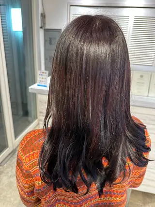 カラー HOLIDAYS所属・ミキ 🌈のヘアスタイル