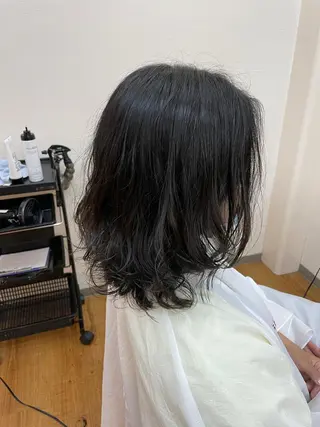 ミディアム パーマ シャンディア所属・SHANDIA 山本悠太のヘアスタイル