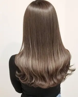 ロング カラー newi hauoli札幌駅前のヘアスタイル