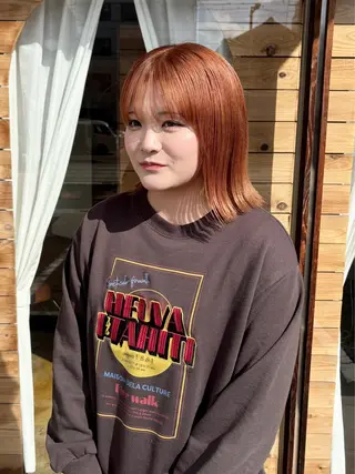 ミディアム カラー 米中 杏里のヘアスタイル