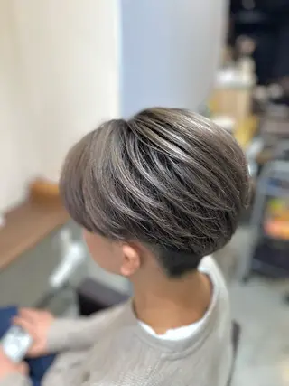 ショート カラー 小顔カット✨ 透明感カラー✨kyoのヘアスタイル