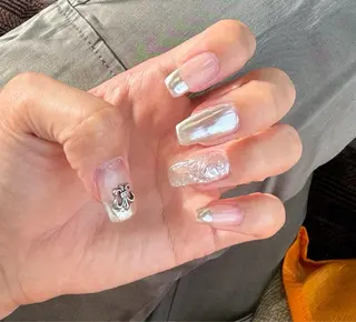 ネイル 濱岡 咲のネイルデザイン