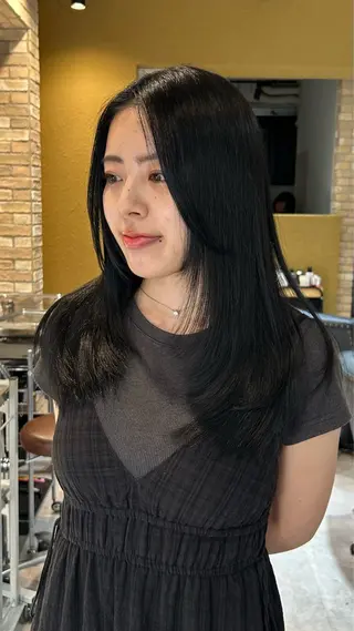 ロング カラー 透明感カラー、ネイル COCORO🎀☘️のヘアスタイル