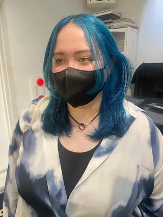 セミロング カラー 🌻名古屋🌻 🫧ハイトーン🫧のヘアスタイル