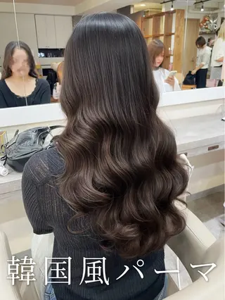 ロング パーマ 韓国風パーマ/耳つぼ ヘアセット/みづきのヘアスタイル