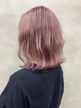 ミディアム カラー ブームボックス所属・🐝ハイトーンカラー hachi🐝のヘアスタイル