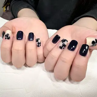 ネイル RIEKO🍒 ワンホン♡推しネイルのネイルデザイン