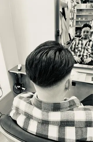 ショート メンズ icon Blue所属・池袋メンズパーマ フェード純平のヘアスタイル