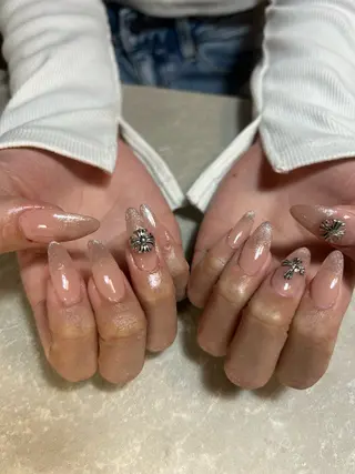 ネイル amunail所属・浦川 歩のネイルデザイン