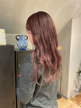 カラー アカリ /ショートカットのヘアスタイル