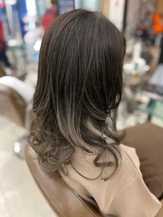 セミロング 宮内 修平のヘアスタイル