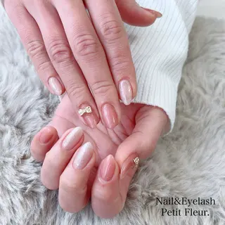 ネイル Petit Fleur所属・青柳 亜梨奈のマツエク・マツパデザイン