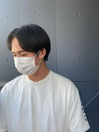 ショート hina💟 透明感カラーのヘアスタイル