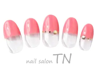 ネイル 寺嶋 ひなのネイルデザイン