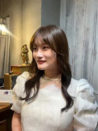 セミロング mana♡透明感 カラー/縮毛矯正🫧のヘアスタイル