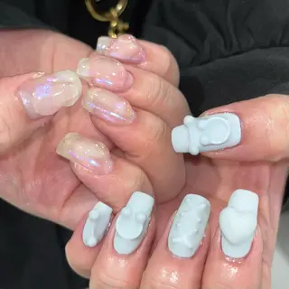 ネイル 🪐富島彩夏 /海外nail🪐のネイルデザイン