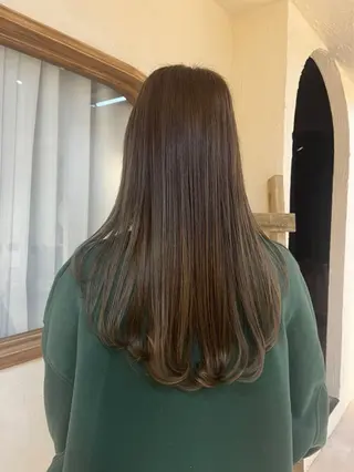 カラー 髙戸 希のヘアスタイル