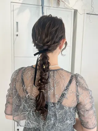 ロング ヘアアレンジ 黒阪 なみのヘアスタイル