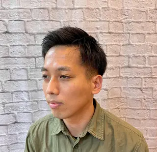 ショート メンズ 無料メンズカット❗️ 岡本晟我のヘアスタイル