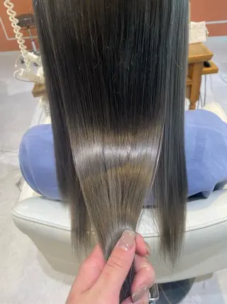 ロング 梛木 唯のヘアスタイル