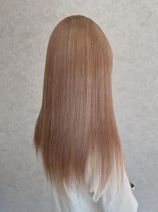 ロング Rio/ヘアセット/ ハイトーンカラーのヘアスタイル