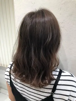 ミディアム カラー 韓国風デザイン 💐MIZUKI💐のヘアスタイル