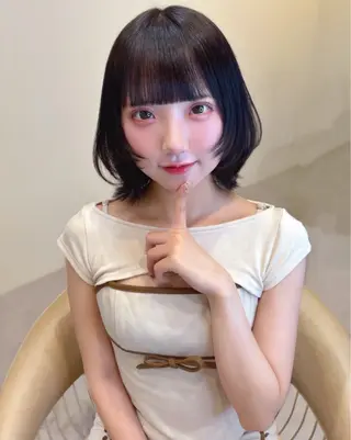 ミディアム カラー 艶暗髪 ピンクカラー 似合わせカット 栄のヘアスタイル