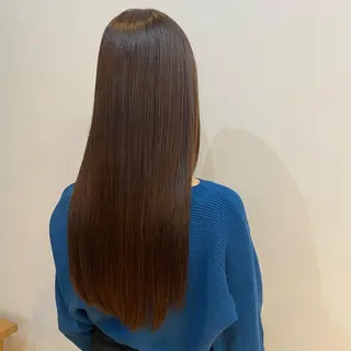 ロング あやめ【顔まわり/レ イヤー/柔らかカラ】のヘアスタイル