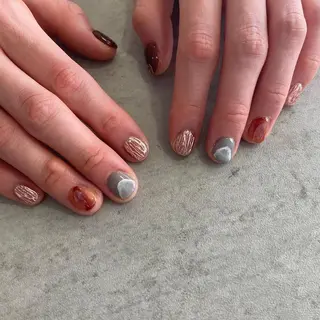 ネイル ネイル&アイ QUEEN&CRIMSON所属・眉WAX/ピーリング ホワイトニングの眉毛・アイブロウイメージ