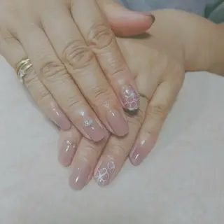 ネイル 岸本 みなみのネイルデザイン