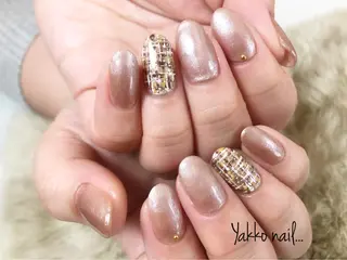 ネイル Yakko pas á pasのネイルデザイン