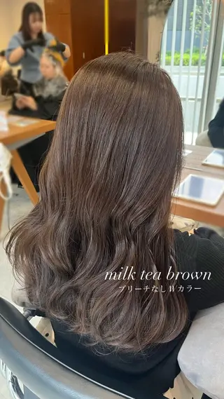 セミロング カラー 山口 愛結のヘアスタイル
