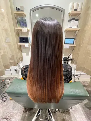 ロング Takahiro 髪質改善のヘアスタイル